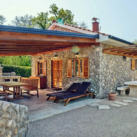 Stone House Luka *