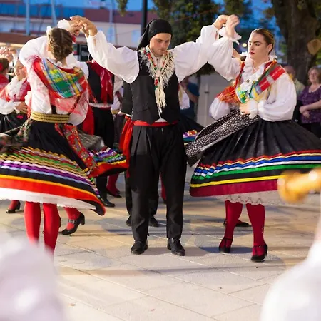 Stone House Luka Сasa de vacaciones *