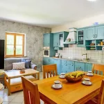 Stone House Luka *
